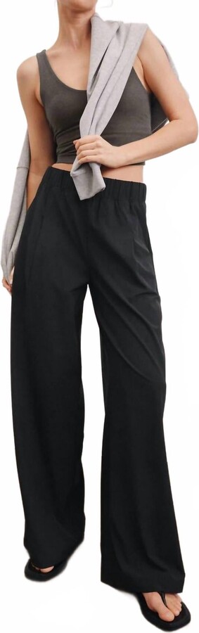 Beyond Yoga Easy Wide Leg Pant In True Black