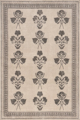 Padma Lakshmi x Rugs USA Floris Hand-Tufted Floral Wool-Blend Rug