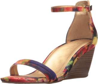 Kenneth Cole Reaction Women's Cake Icing Wedge Sandal