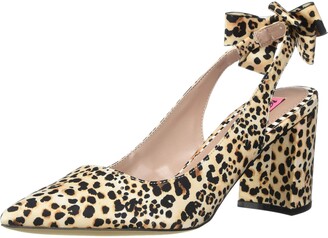 betsey johnson emili pump