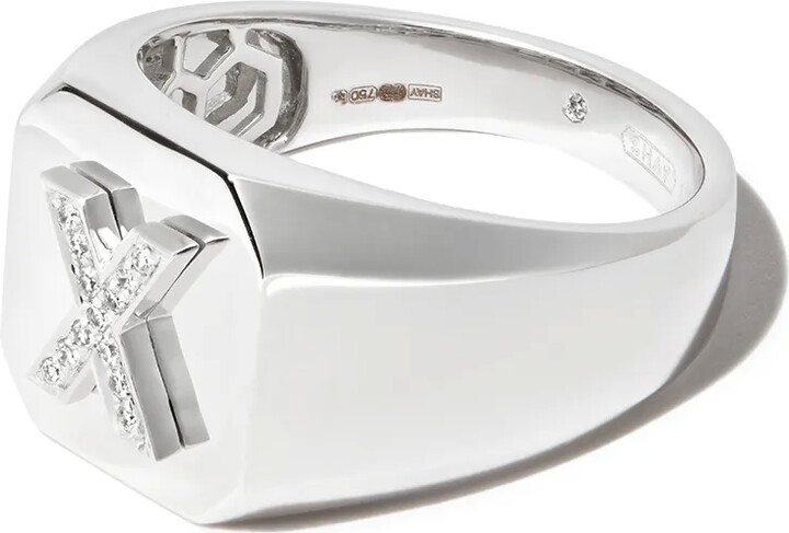 Shay 18kt white gold Champion ring