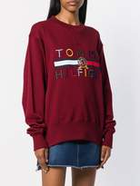 Thumbnail for your product : Tommy Hilfiger logo sweatshirt
