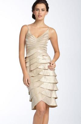 Adrianna Papell Ruched V Neck Cocktail Dress 81912010