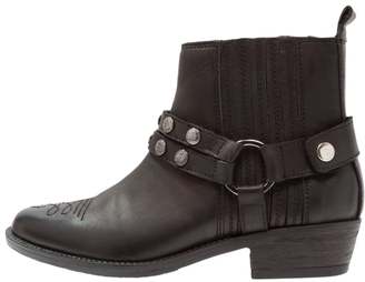 Inuovo MAGNETAR Ankle boots black