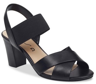 unisa black sandals