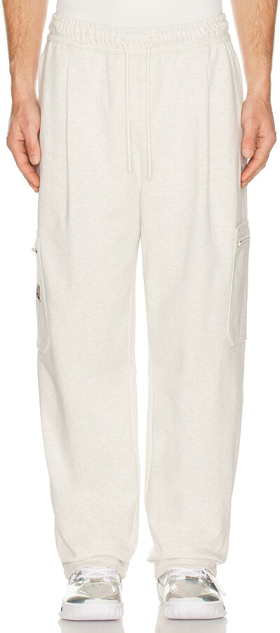 Li-Ning Way Of Wade Sweatpants in Light Grey