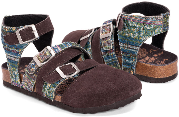 muk luks gladiator sandals
