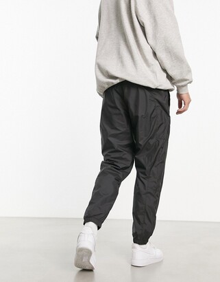 The North Face Hydrenaline 2000 woven joggers in black - ShopStyle Pants