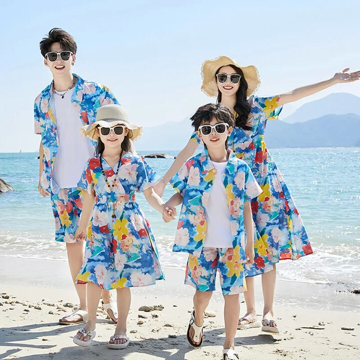 ICJAEHAO 2025 Family Matching Look Dad Son Floral Shirts Two Piece Brother and Sister Beach Clothes Mom Daughter Holiday Dress Vacation