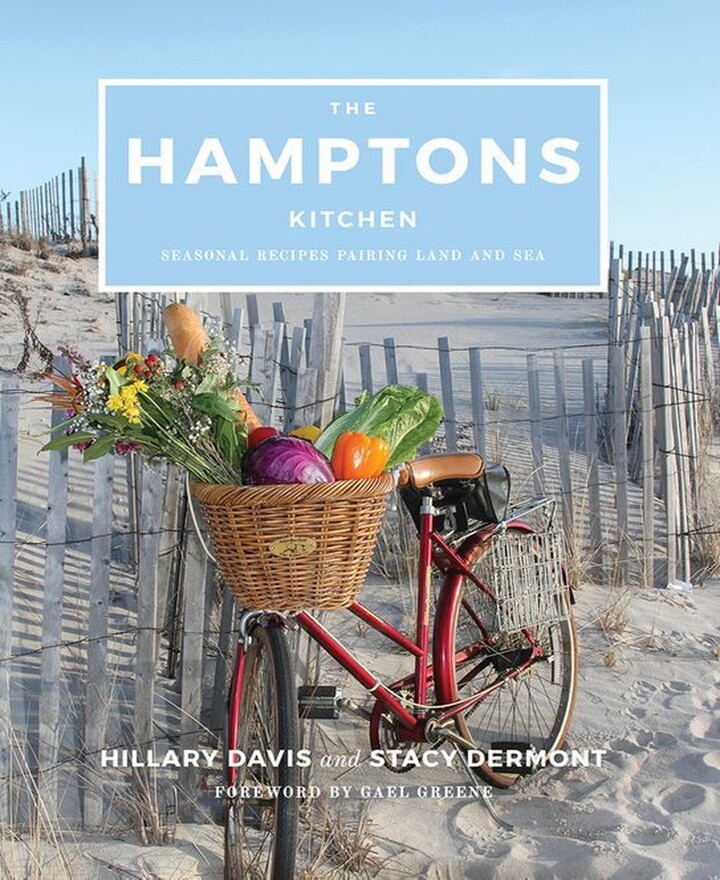 Barnes & Noble The Hamptons Kitchen: Seasonal Recipes Pairing Land and Sea by Hillary Davis