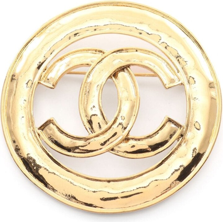 Chanel Pre Owned 1990s CC round clip-on earrings - ShopStyle