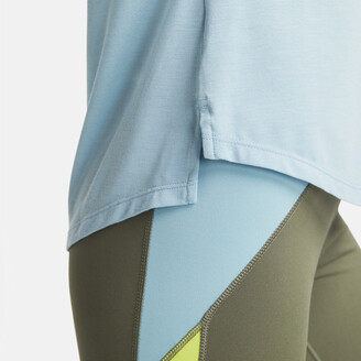Nike Dri-FIT UV One Luxe Women's Standard Fit Short-Sleeve Top. Nike LU