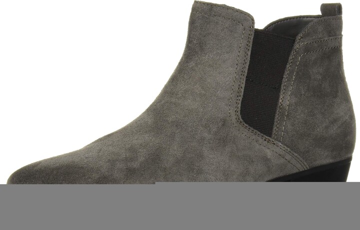 naturalizer becka booties