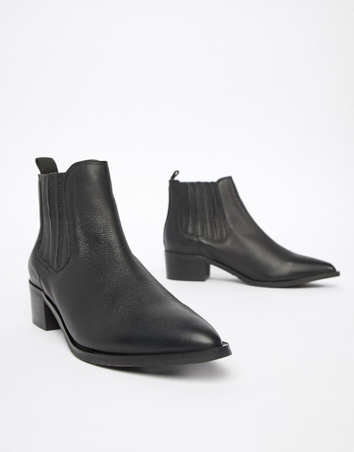 pointed chelsea boots mens