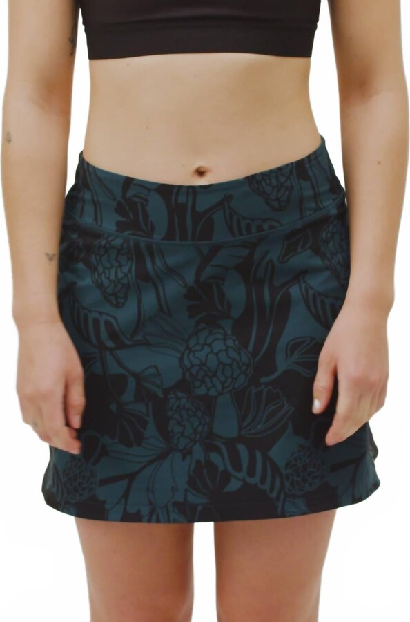 Wild Rye Parker Skort In Spruce Morchella