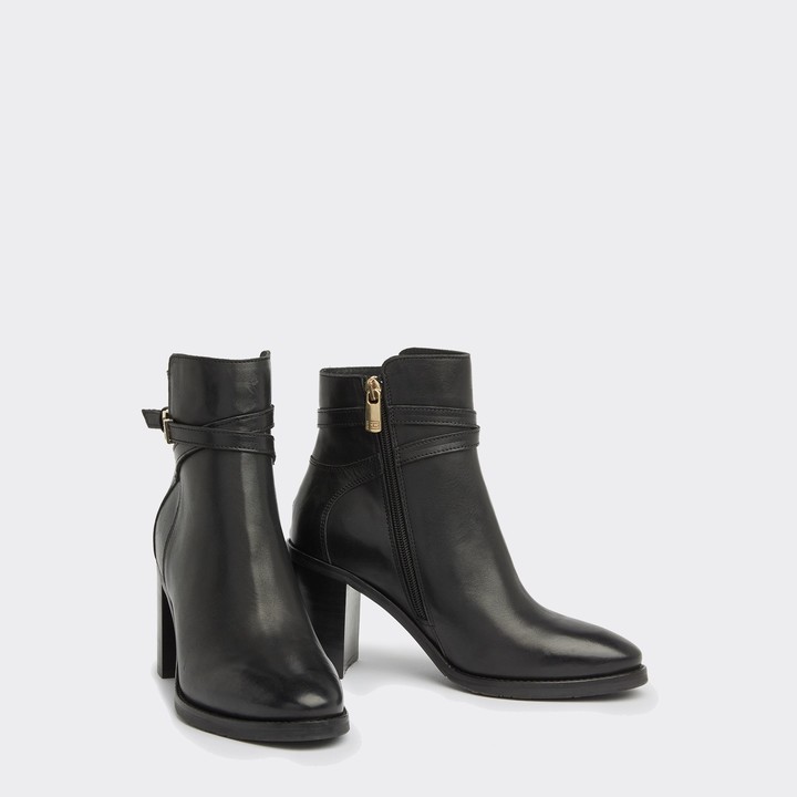 tommy hilfiger leather ankle boots
