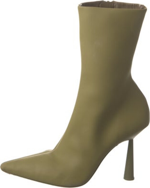 GIA/RHW Leather Ankle Sock Boots Green Pointed-Toes Concealed Zip Closure at Sides Unfortunately, due to restrictions, this item may not be eligible for shipping in all areas.