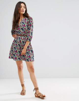 Yumi Belted Dress With 3/4 Sleeves In Nouveau Floral Print