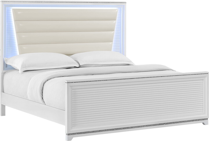 Picket House Furnishings Xena King UPH 5PC Bedroom Set with Lights in White
