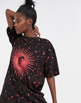 Thumbnail for your product : Motel oversized t-shirt dress in sun and moon print