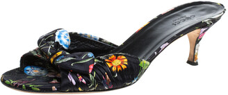 gucci sandals with flowers