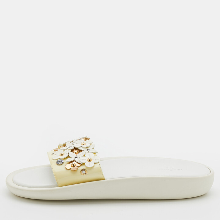 Louis Vuitton Japan Pre-Sale Stellar Line Sandal, White, 34.5