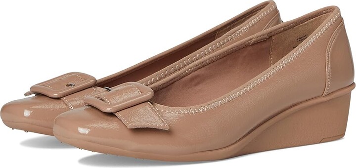 Anne Klein Wyatt Women's Shoes Nude : 5.5 M, Suede