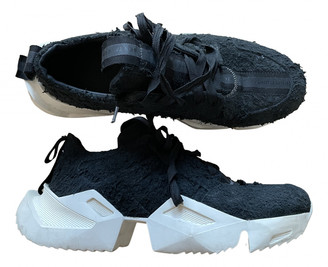 unravel project neo running sneakers