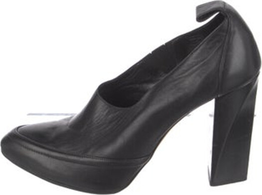 Maiyet Leather Pumps Black Round-Toes Platform Unfortunately, due to restrictions, this item may not be eligible for shipping in all areas.