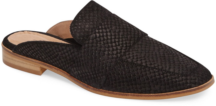 at ease loafer mule