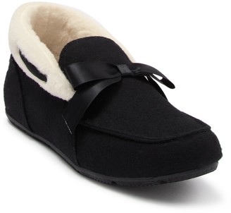 vionic wide slippers
