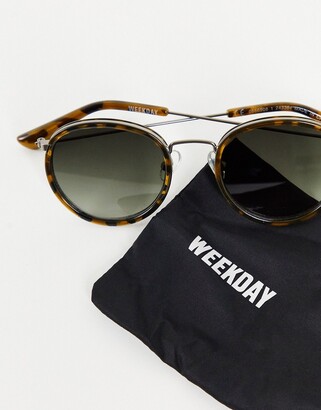 Weekday Explore rounded sunglasses in beige
