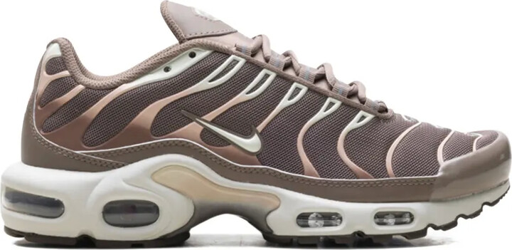 Nike Air Max Plus sneakers
