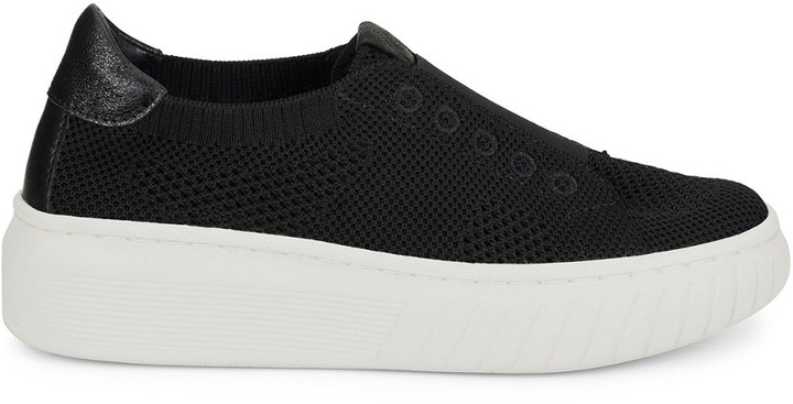 sofft sanders sneaker