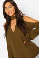 Thumbnail for your product : boohoo Choker Plunge Cold Shoulder Top