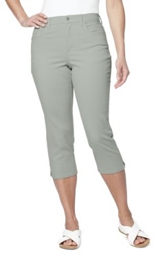 gloria vanderbilt avery capri