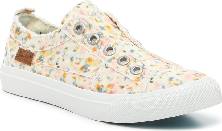Womens Canvas Low Top Sneaker Rpink Smiley Daisy Flower Pattern Popular Slip on Shoes Print Trainers 