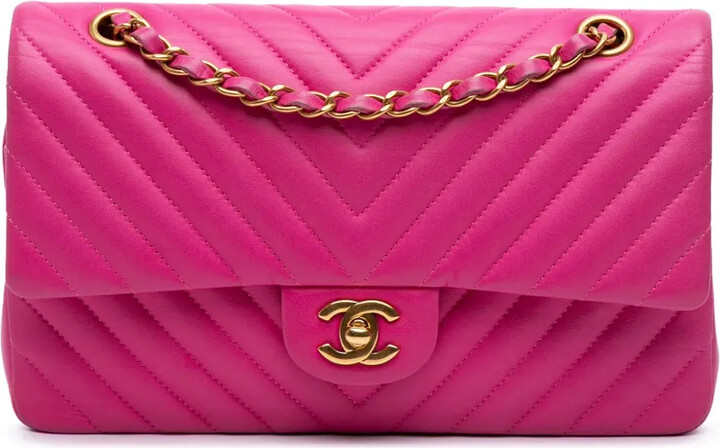 Chanel Pre Owned 2015-2016 Medium Classic Chevron Lambskin Double Flap shoulder bag