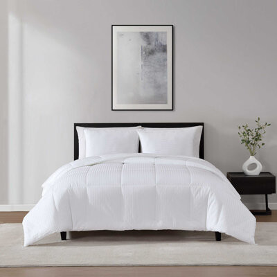 Vera Wang Signature Cotton White Utility Comforter