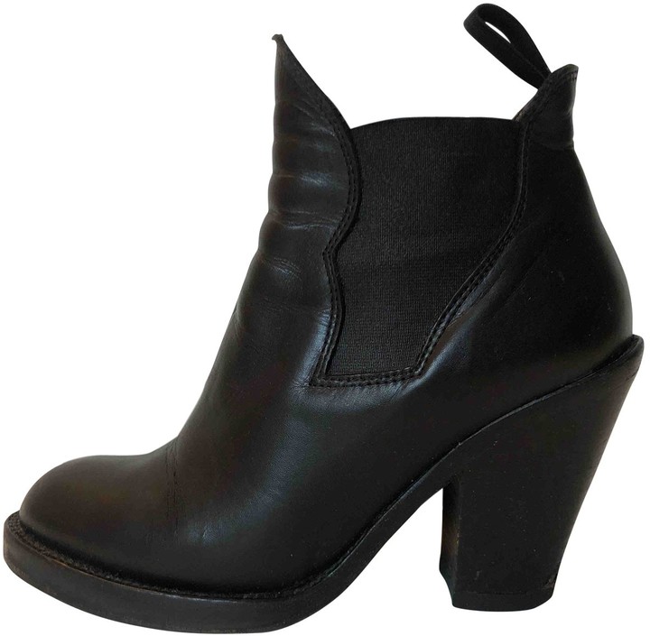 acne studios star boots