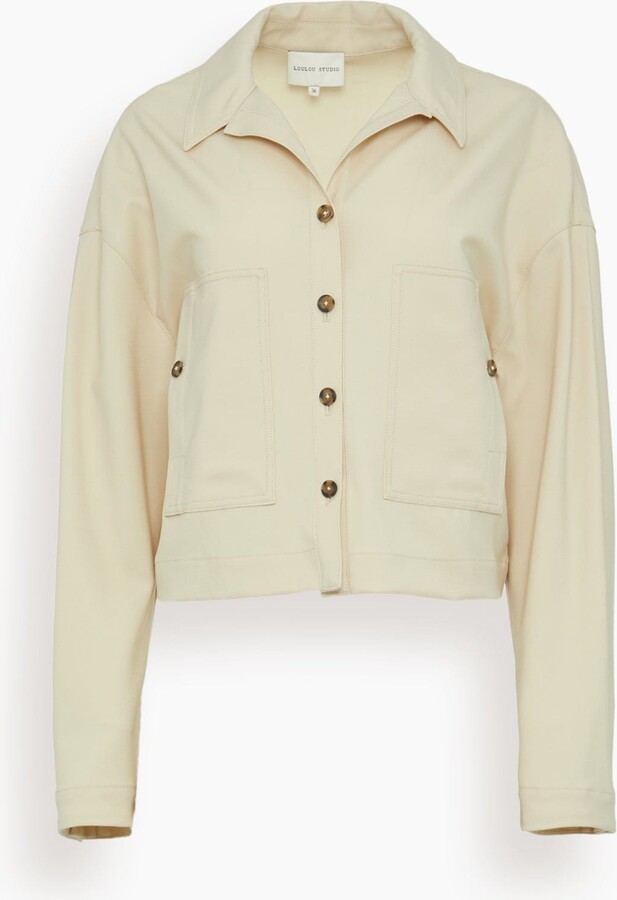 Boxy Shirt in Chiffon Beige
