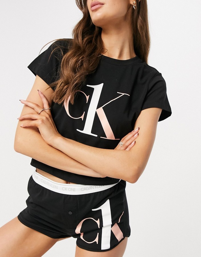 Calvin Klein One logo t-shirt short pajama set in black - ShopStyle Pyjamas