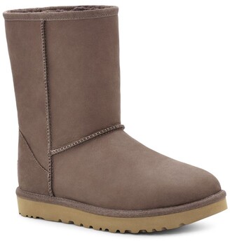 leather uggs womens