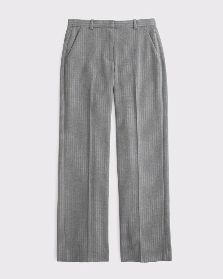Abercrombie & Fitch Women's Curve Love A&F Sloane Low Rise Tailored Wide Leg Pant in Gray Pinstripe - Size 26 SHORT