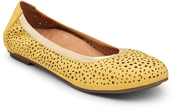 vionic pera ballet flat