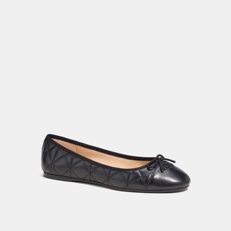 CHANEL Pre-Owned 2010 diamond-quilted Ballerina Shoes - Farfetch