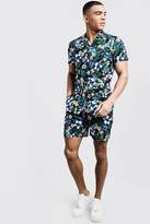 Thumbnail for your product : boohoo Floral Print Revere Collar Short Jumpsuit