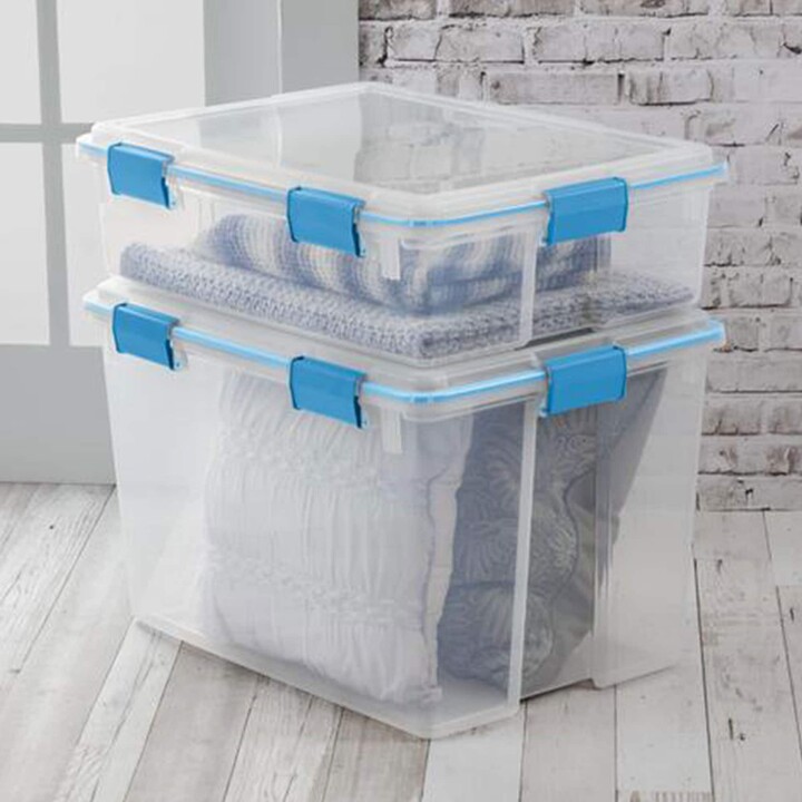 10 Qt Clear Plastic Storage Bins with Lids and Latches, Organizing  Containers, Stackable Plastic Tote for Household, Garage, School, and  Office, 6
