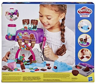 largest play kitchen