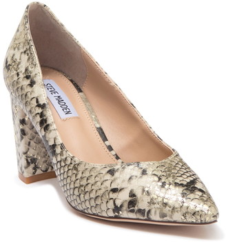 steve madden gold pumps